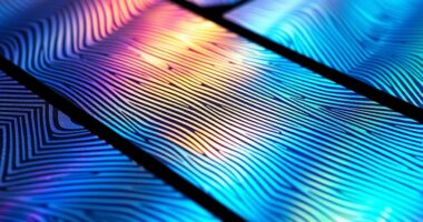 top nano imprint diffraction gratings
