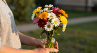 5 Best Birth Month Flower Gifts in 2026